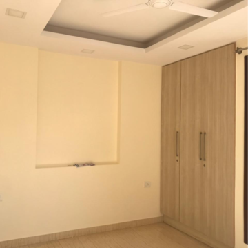 Room in 3 BHK Builder Floor at Malviya Nagar – for Rent