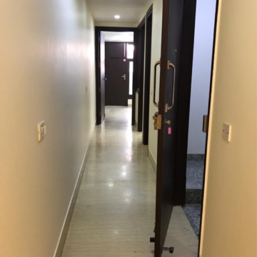 Building Lobby in 3 BHK Builder Floor at Malviya Nagar – for Rent