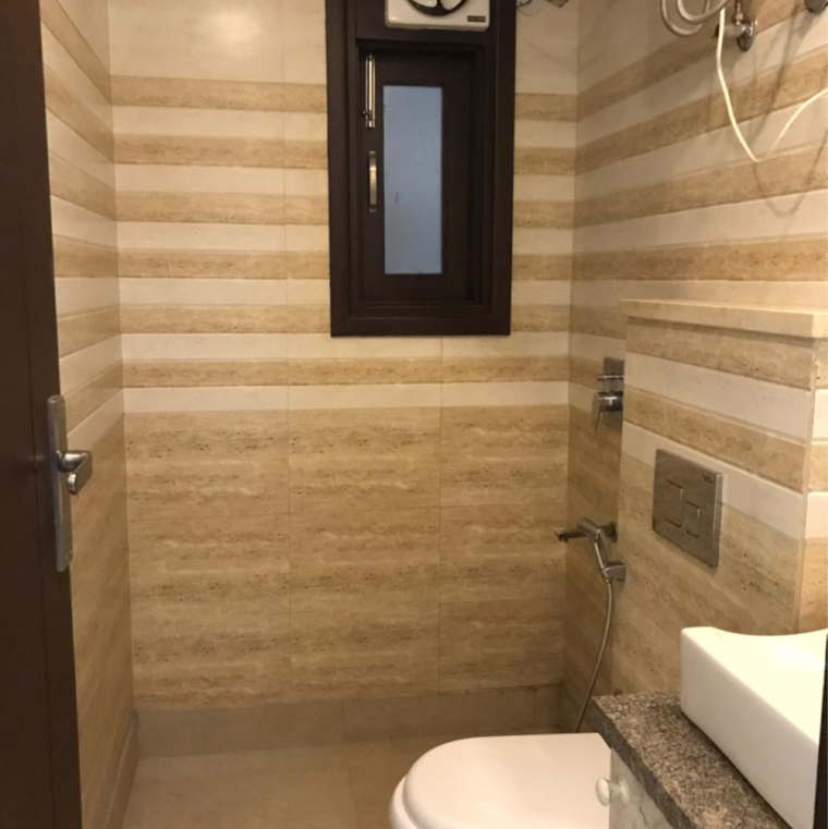 Bathroom, malviya nagar 3 Bedroom 1800 Sq.Ft. Builder Floor In Malviya Nagar Delhi 9405512