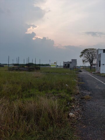  Plot For Sale in Redhills