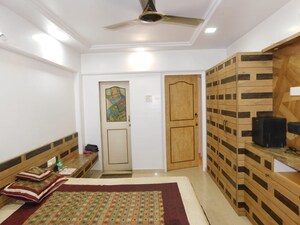 Living Room in 3 BHK Apartment at Andheri West – for Rent