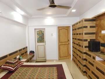 Living Room in 3 BHK Apartment at Andheri West – for Rent