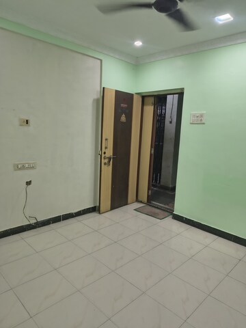 1 BHK Apartment For Rent in Kurla East