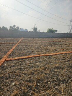 Plot For Sale in Jewar