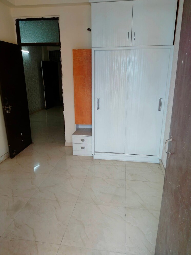 Bathroom, rajendra nagar sector 5 4 Bedroom 1854 Sq.Ft. Builder Floor In Rajendra Nagar Sector 5 Ghaziabad 9405584