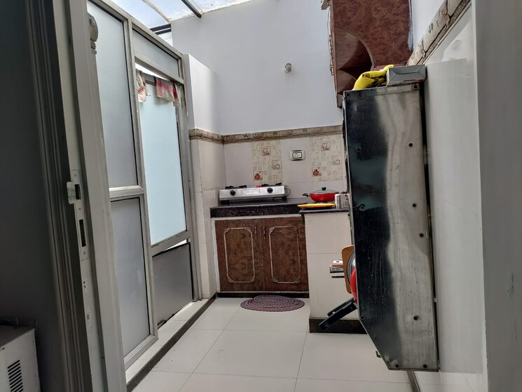 Kitchen, gomti nagar 2 Bedroom 2210 Sq.Ft. Independent House In Gomti Nagar Lucknow 9405578