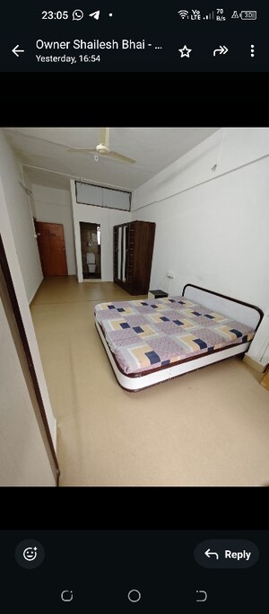  Pg For Rent in Worli