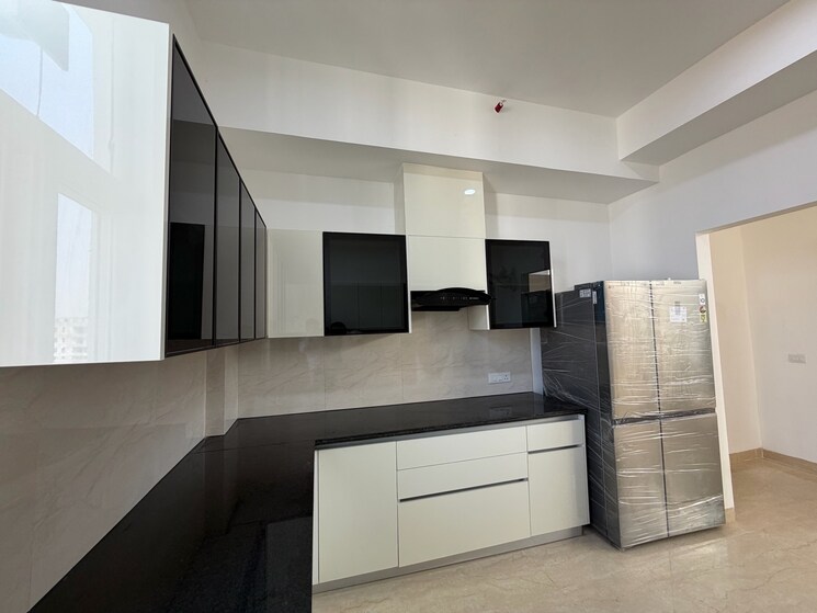 Kitchen, omaxe-lake 5 Bedroom 3550 Sq.Ft. Penthouse In North Mullanpur Chandigarh 9405459