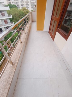 Balcony in 2 BHK Builder Floor at Sector 47 – for Rent