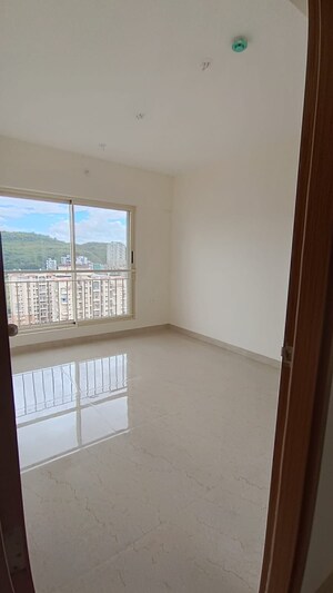 Room in 3 BHK Apartment at Supreme Estia Phase 1, Baner – for Rent