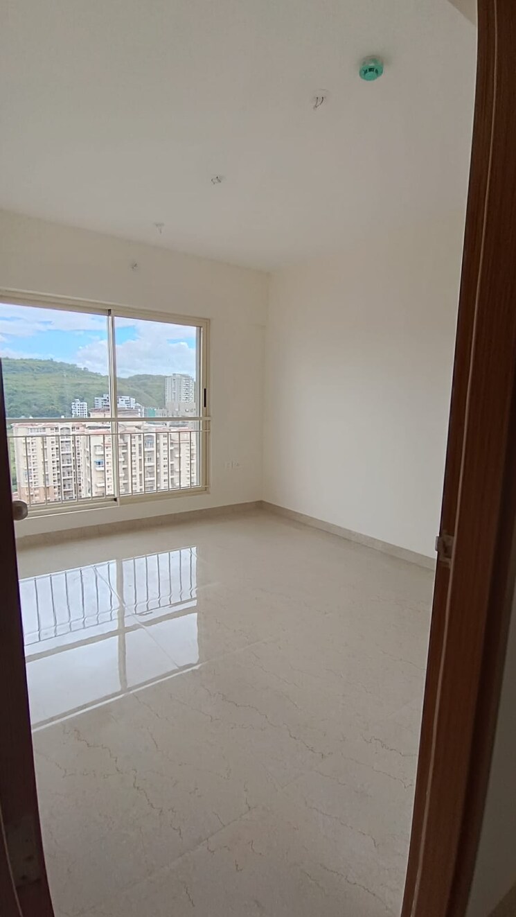 Room, supreme-estia-phase-1 3 Bedroom 1225 Sq.Ft. Apartment In Baner Pune 9405633