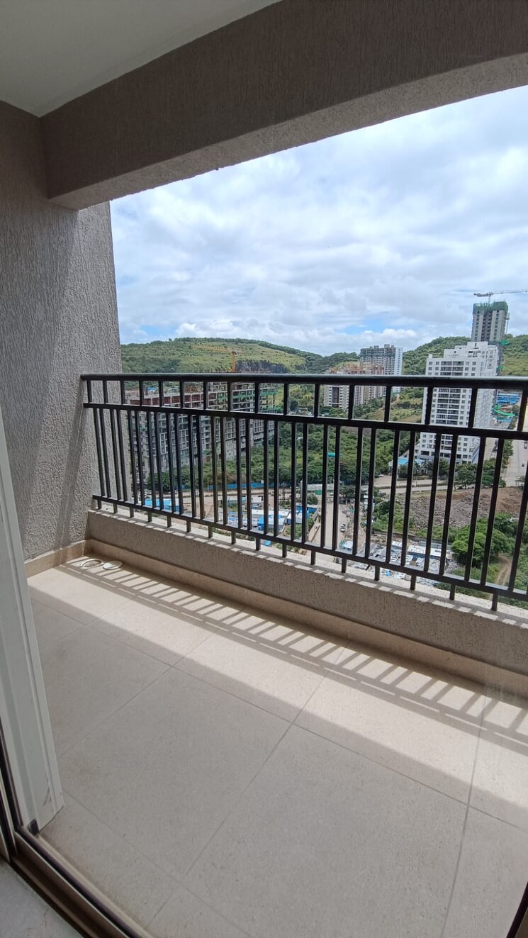 Balcony, supreme-estia-phase-1 3 Bedroom 1225 Sq.Ft. Apartment In Baner Pune 9405633