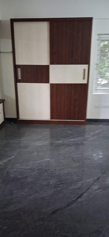 Room in 2 BHK Independent House at Rt Nagar – for Rent