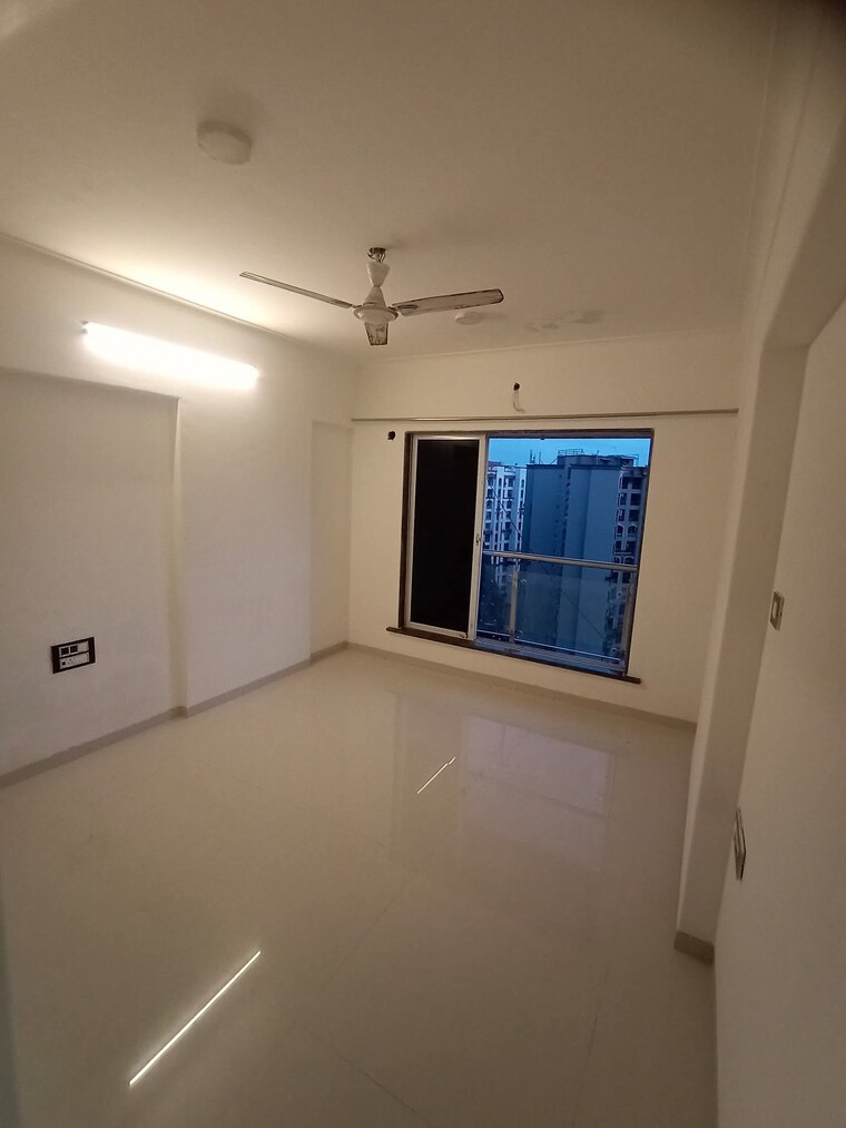 Room, azad-nagar-sangam-chs 2 Bedroom 750 Sq.Ft. Apartment In Andheri West Mumbai 9405638