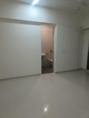 Bedroom in 3 BHK Apartment at Matunga West – for Rent