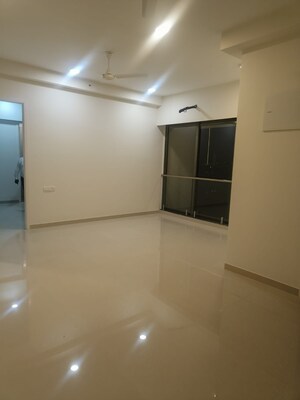 Living Room in 3 BHK Apartment at Matunga West – for Rent