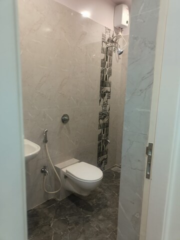 Bathroom in 3 BHK Apartment at Matunga West – for Rent