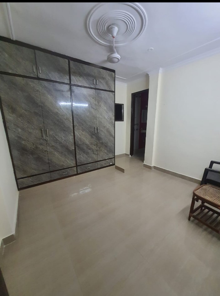 2 BHK + Extra Room Builder Floor For Rent in Kalkaji