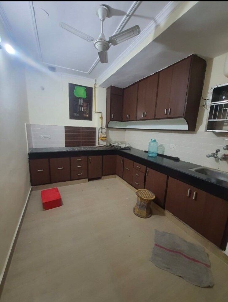 Kitchen, kalkaji 2 Bedroom 1000 Sq.Ft. Builder Floor In Kalkaji Delhi 9405717