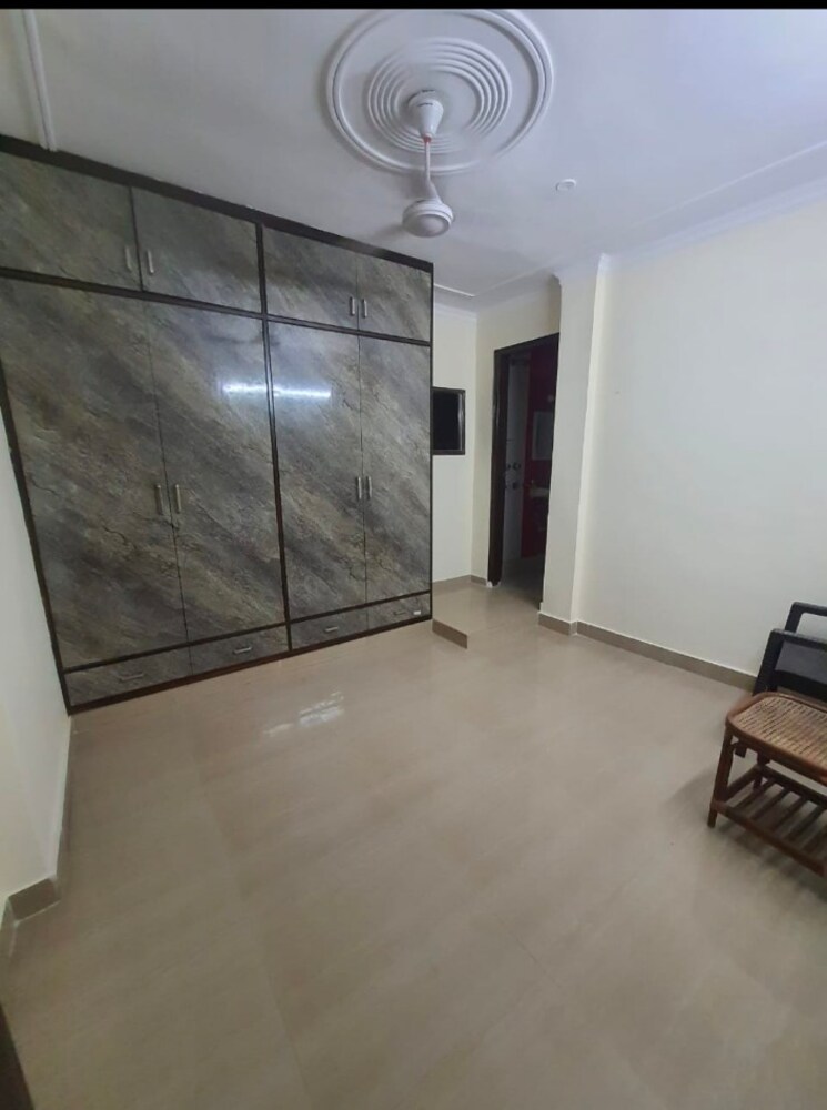 Room, kalkaji 2 Bedroom 950 Sq.Ft. Builder Floor In Kalkaji Delhi 9405720