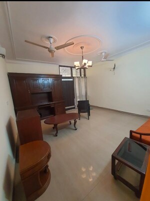 Team Area in 2 BHK Builder Floor at Kalkaji – for Rent