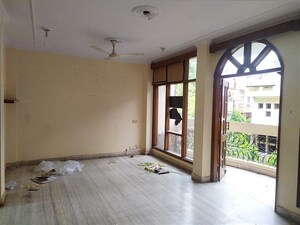 Living Room in 2 BHK Builder Floor at Chittaranjan Park – for Rent