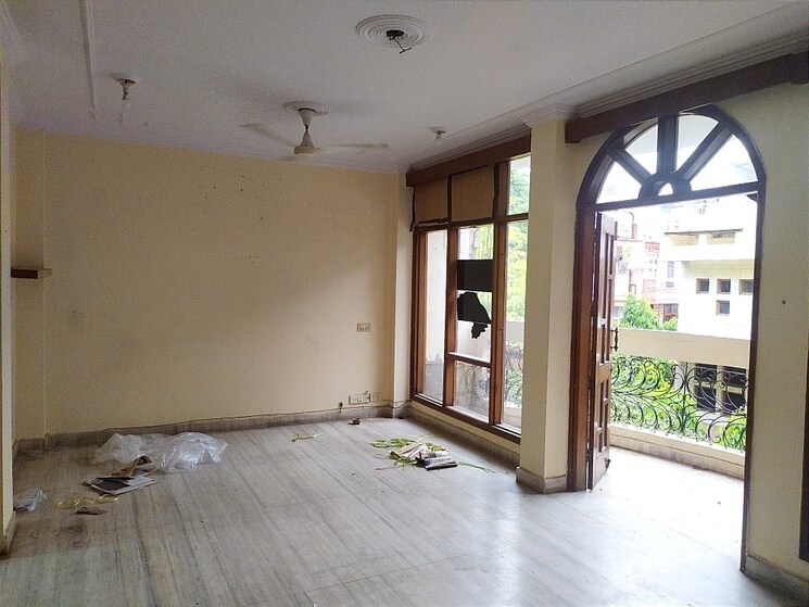Living Room, chittaranjan park 2 Bedroom 1250 Sq.Ft. Builder Floor In Chittaranjan Park Delhi 9405747