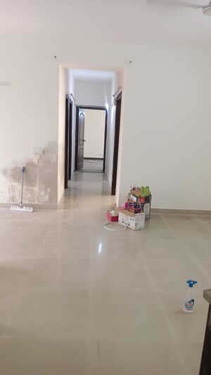 Room in 3 BHK Apartment at Aditya Celebrity Homes, Sector 76 – for Rent