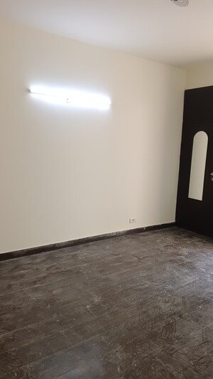 Room in 3 BHK Apartment at Aditya Celebrity Homes, Sector 76 – for Rent