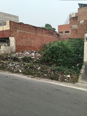  Plot – Exterior View View at Jankipuram - for Sale