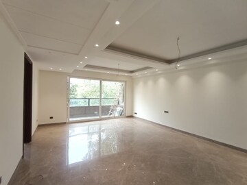 Living Room in 3 BHK Builder Floor at Defence Colony – for Rent