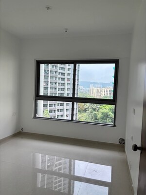 Bedroom in 2 BHK Apartment at Kalpataru Immensa, Kolshet Road – for Rent