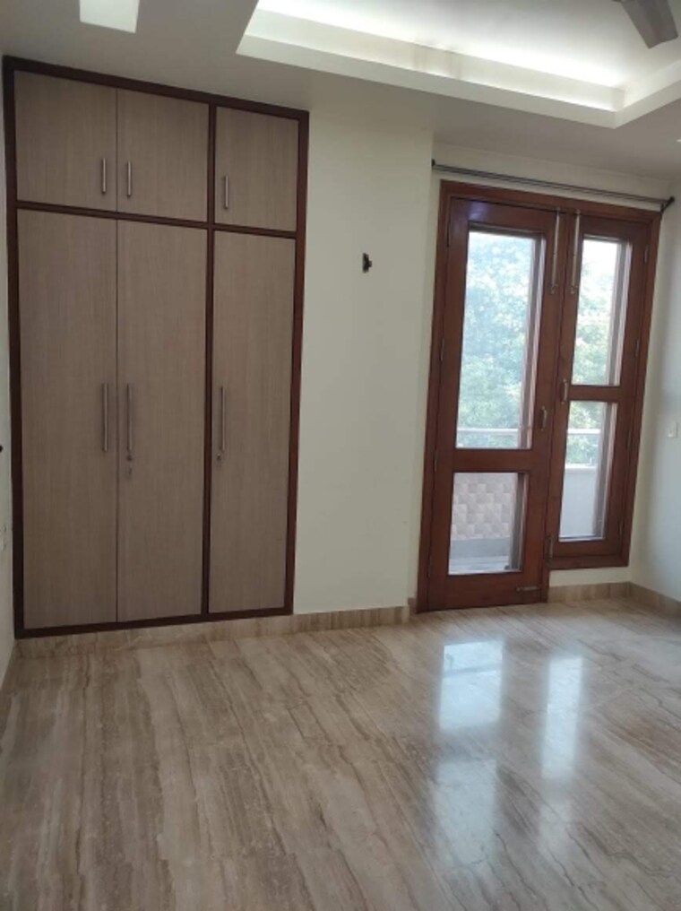 Master Bedroom, chittaranjan park 3 Bedroom 1600 Sq.Ft. Builder Floor In Chittaranjan Park Delhi 9405773