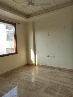 Bedroom in 3 BHK Builder Floor at Chittaranjan Park – for Rent