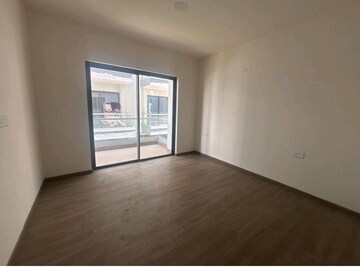 Room in 4 BHK Apartment at Tulip Violet, Sector 69 – for Sale