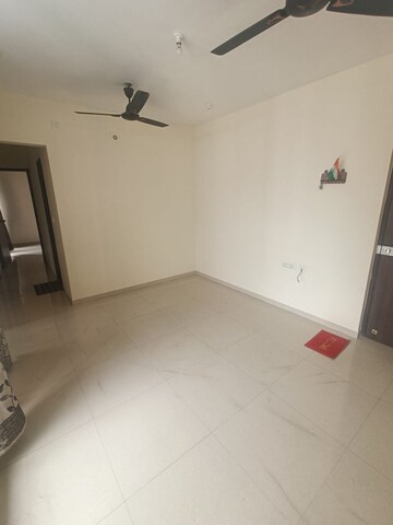 Room in 2 BHK Apartment at SSB Ashok Nagar, Balkum Pada – for Rent
