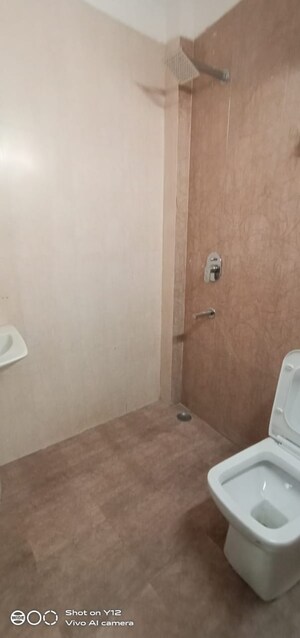 Master Bedroom in 3 BHK Builder Floor at Kailash Colony – for Rent