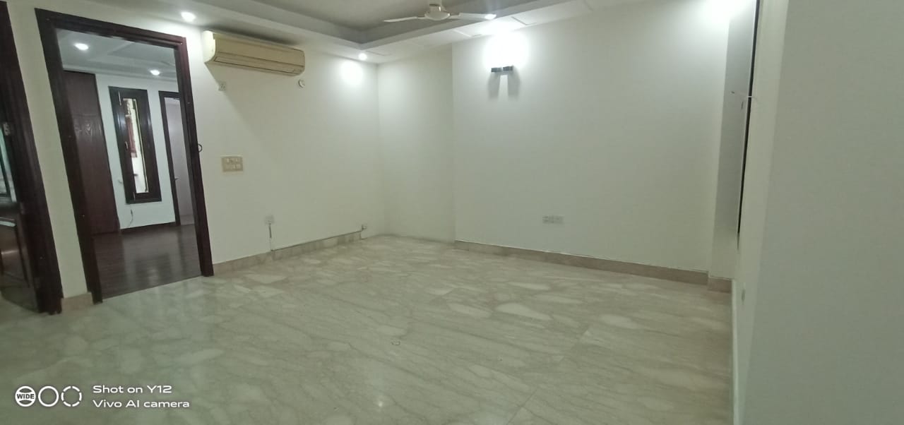 3 BHK + Pooja Room Builder Floor For Rent in Kailash Colony 