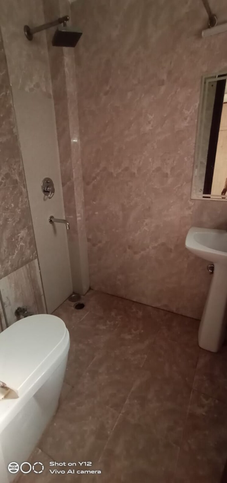 Bathroom, kailash colony 3 Bedroom 160 Sq.Yd. Builder Floor In Kailash Colony Delhi 9405797