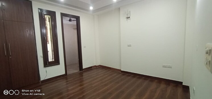 Room, kailash colony 3 Bedroom 160 Sq.Yd. Builder Floor In Kailash Colony Delhi 9405797