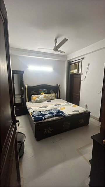 Bedroom in 2 BHK Builder Floor at Kailash Colony – for Rent