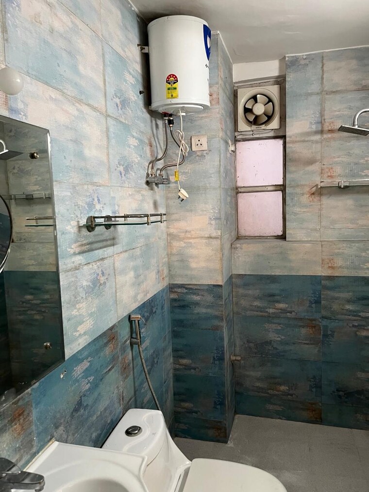 Bathroom, the-retreat-gurgaon 3 Bedroom 1700 Sq.Ft. Apartment In Sector 41 Gurgaon 9405802