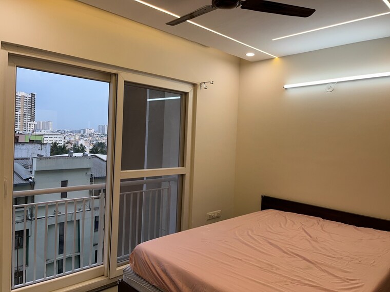 Room, snn-raj-grandeur 3 Bedroom 1375 Sq.Ft. Apartment In Bommanahalli Bangalore 9405813