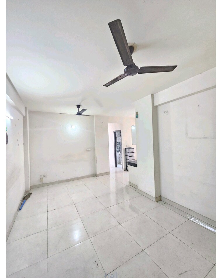 Bathroom, signature-global-andour-height 3 Bedroom 645 Sq.Ft. Apartment In Sector 71 Gurgaon 9405833