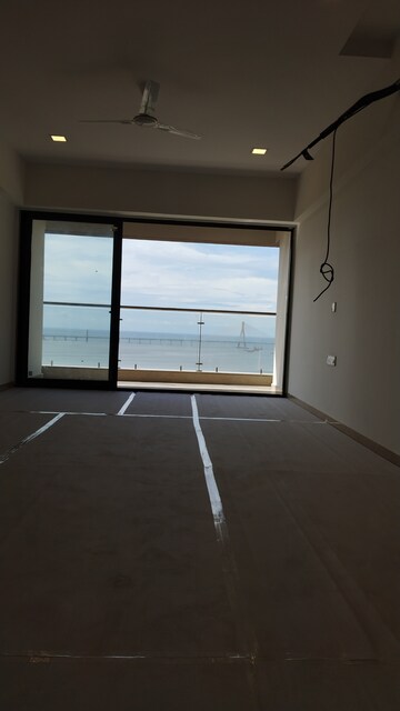 Living Room in 3 BHK Apartment at Shivaji Park – for Rent