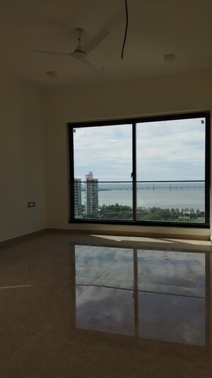 Bedroom in 3 BHK Apartment at Shivaji Park – for Rent