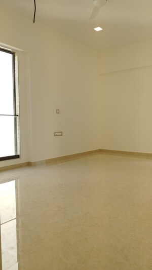 Bedroom in 3 BHK Apartment at Shivaji Park – for Rent