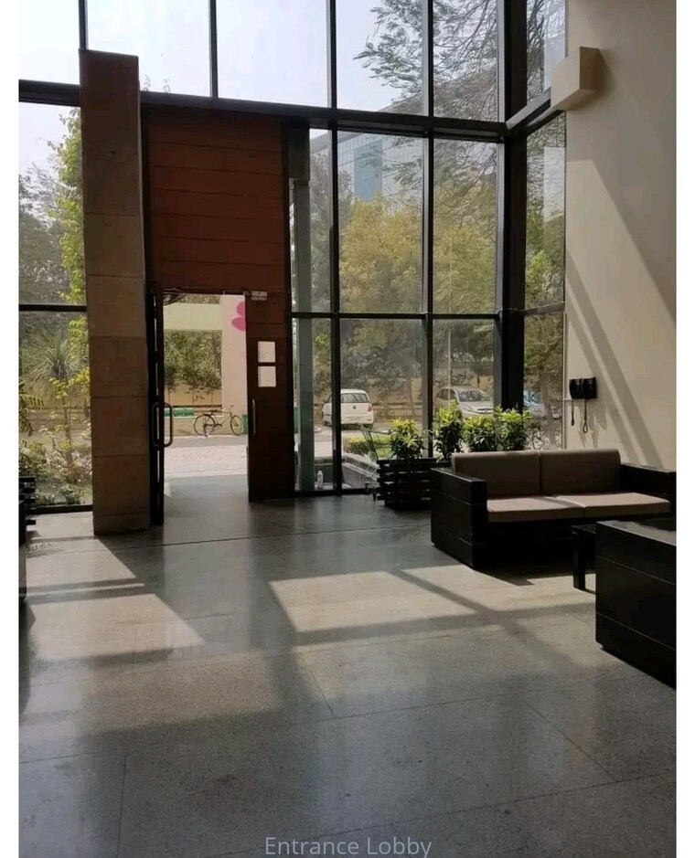 Living Room, unitech-uniworld-gardens 3 Bedroom 2086 Sq.Ft. Apartment In Sector 47 Gurgaon 9405860