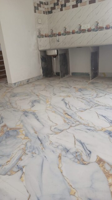 Room in 2 BHK Apartment at Natural Awas, Chinar Park – for Rent