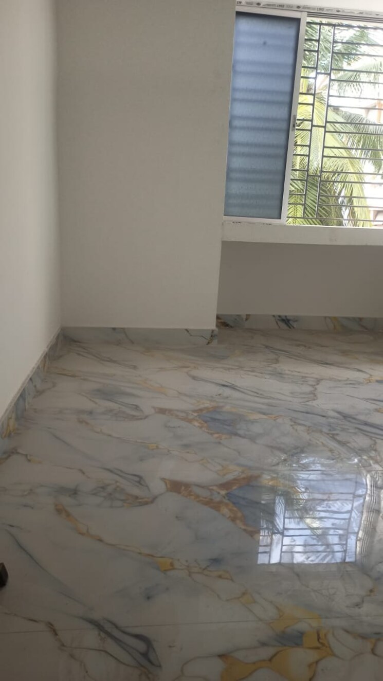 Room, natural-awas 2 Bedroom 960 Sq.Ft. Apartment In Chinar Park Kolkata 9405867